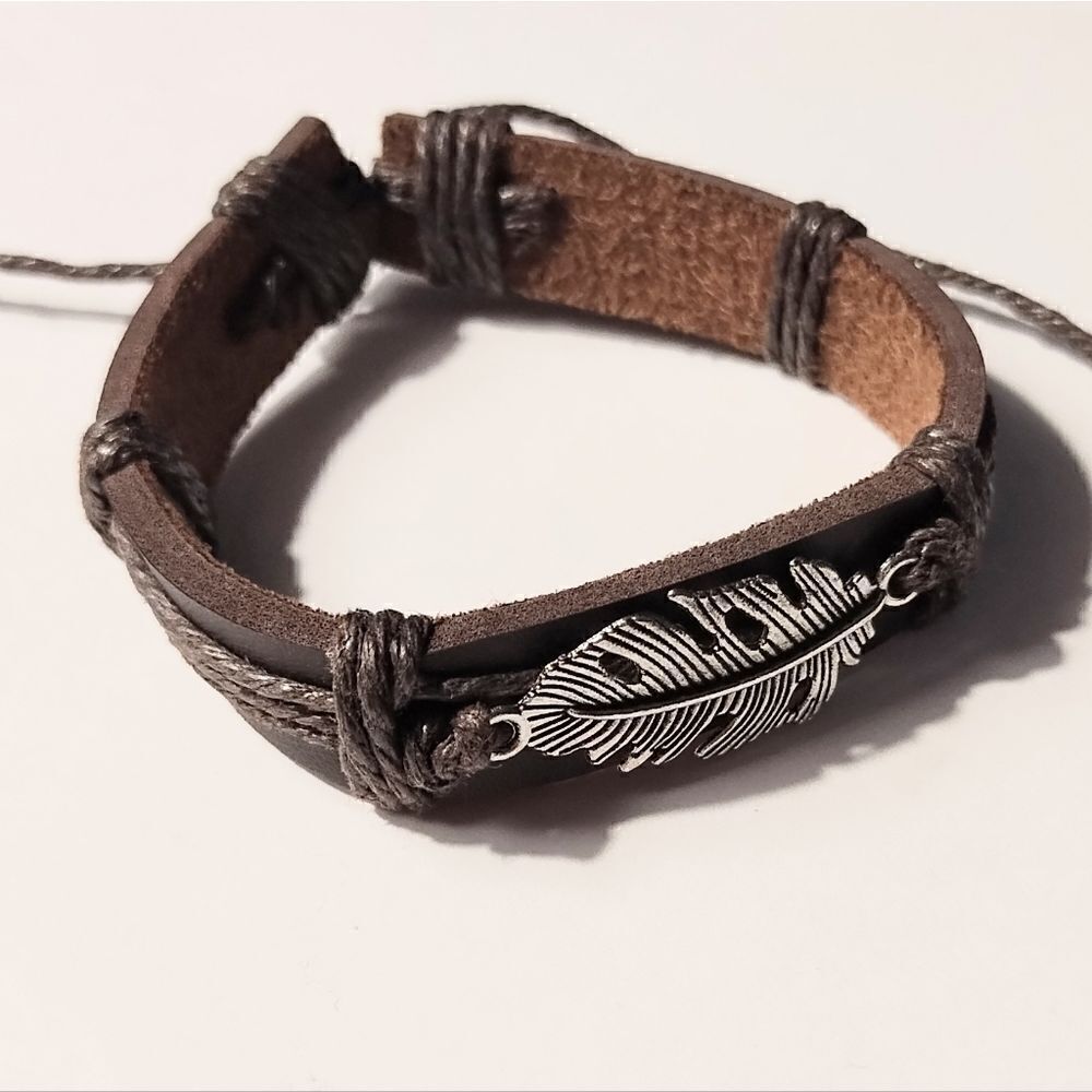 ‎Men's bracelet leather feather new d19